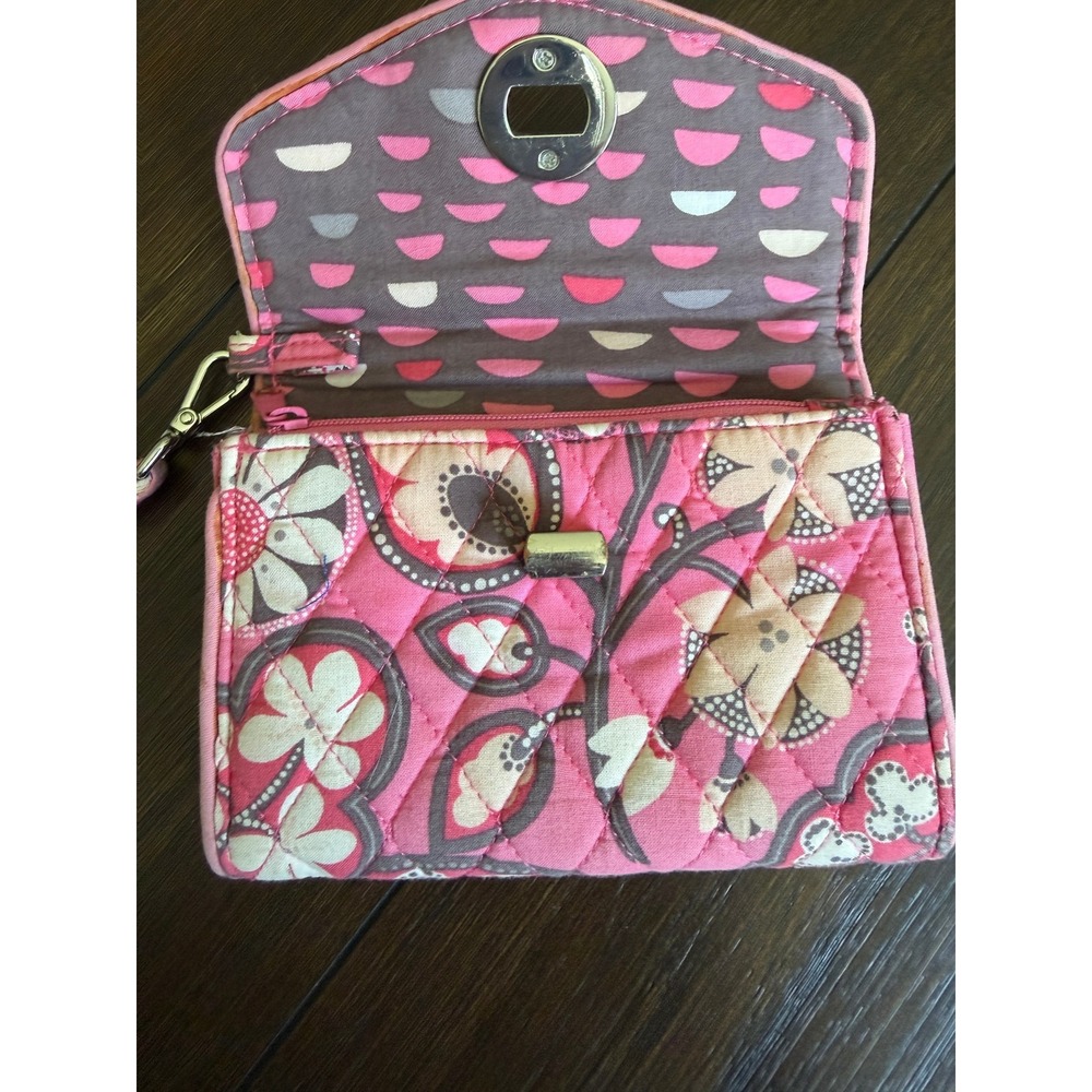 Vera Bradley All In One Wristlet Wallet Pink Floral Quilted Cotton Turn Lock - Picture 4 of 12